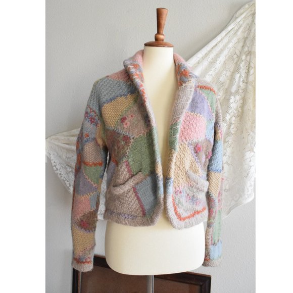 Vintage shetland wool sweater with a unique patch - Picture 5 of 8